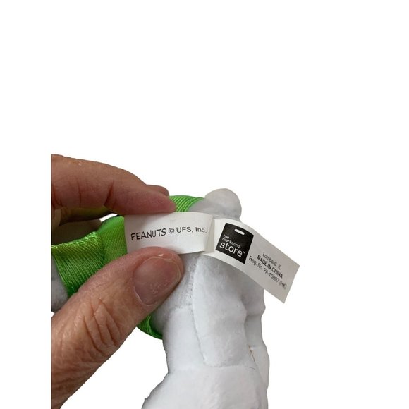 Metlife Snoopy Plush With Green MetLife Shirt without Soccer Ball - Picture 4 of 4